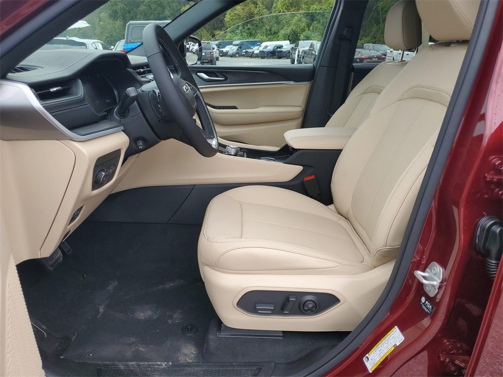 2025 Jeep Grand Cherokee GRAND CHEROKEE LIMITED 4X2