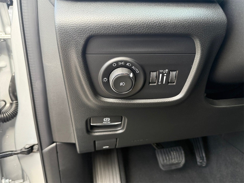 2025 Jeep Grand Cherokee GRAND CHEROKEE LIMITED 4X2