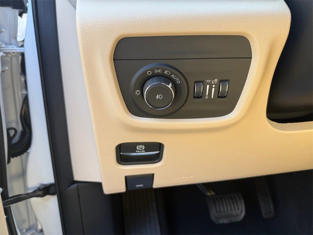 2026 Jeep Grand Cherokee GRAND CHEROKEE LIMITED 4X2