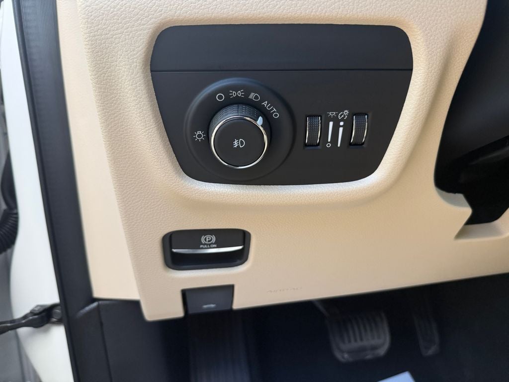 2026 Jeep Grand Cherokee GRAND CHEROKEE LIMITED 4X2