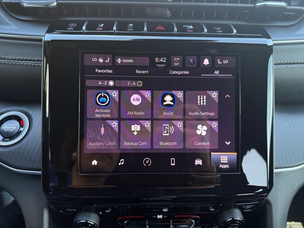 2025 Jeep Grand Cherokee GRAND CHEROKEE LAREDO X 4X4