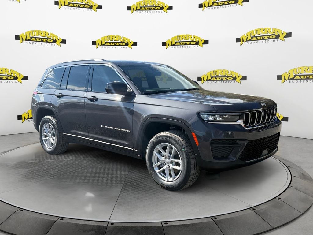 2025 Jeep Grand Cherokee GRAND CHEROKEE LAREDO X 4X4