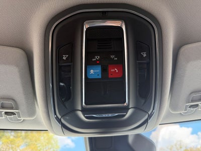 2023 Jeep Grand Cherokee Laredo 4x4