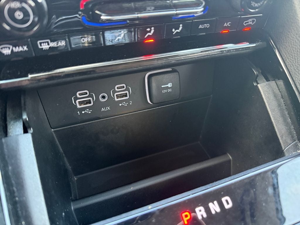 2023 Jeep Grand Cherokee Laredo 4x4