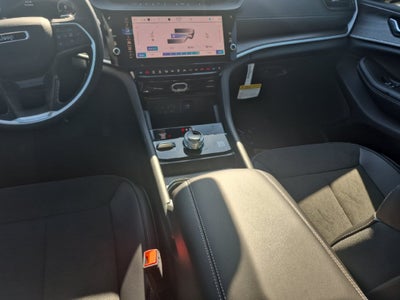 2027 Jeep Grand Cherokee GRAND CHEROKEE LAREDO ALTITUDE 4X4