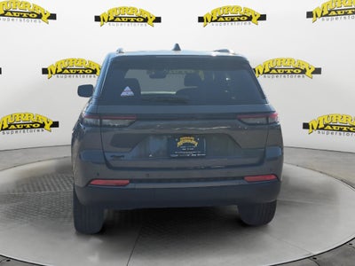 2027 Jeep Grand Cherokee GRAND CHEROKEE LAREDO ALTITUDE 4X4