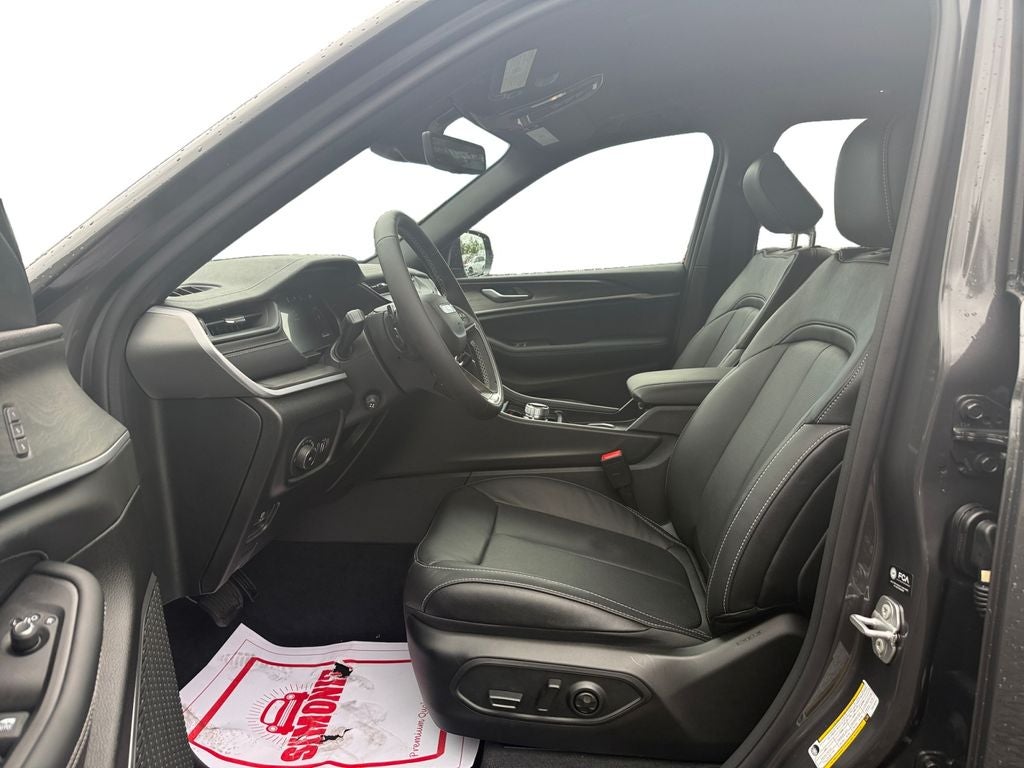 2026 Jeep Grand Cherokee GRAND CHEROKEE LIMITED RESERVE 4X4