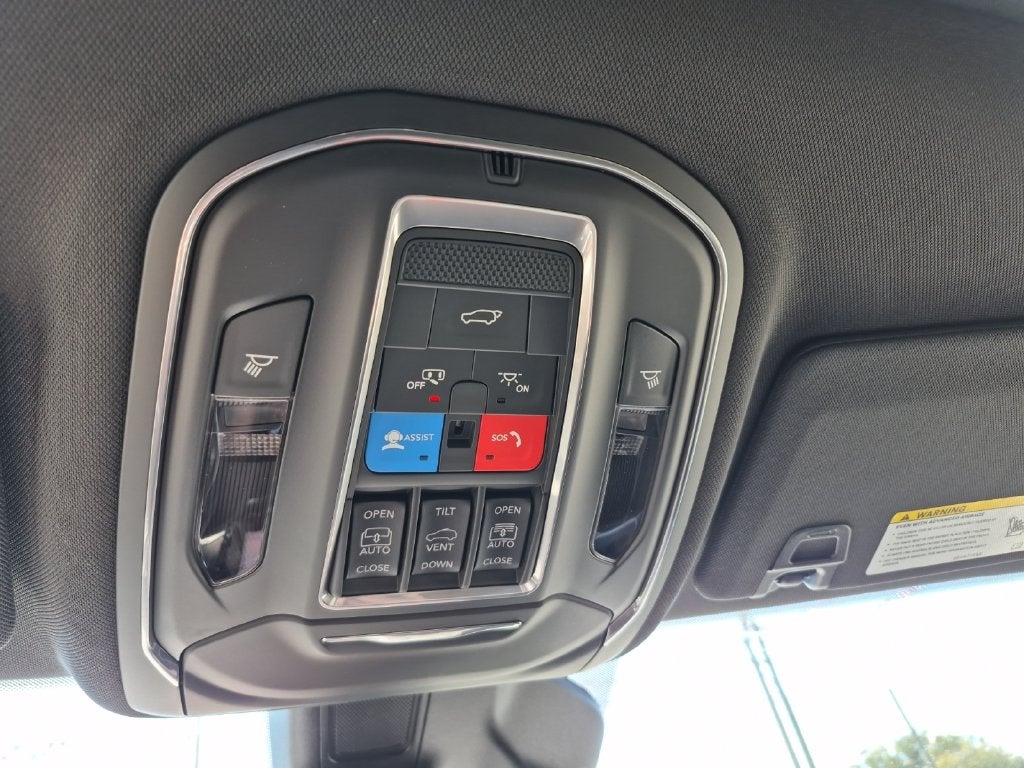 2027 Jeep Grand Cherokee GRAND CHEROKEE LIMITED RESERVE 4X4