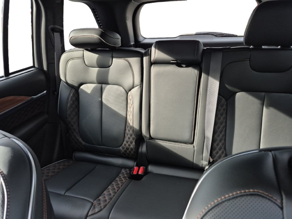 2027 Jeep Grand Cherokee GRAND CHEROKEE SUMMIT 4X4