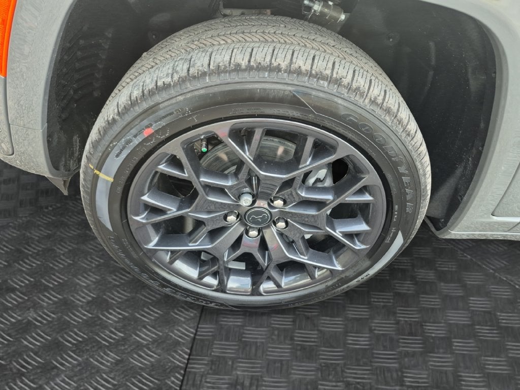 2027 Jeep Grand Cherokee GRAND CHEROKEE SUMMIT 4X4
