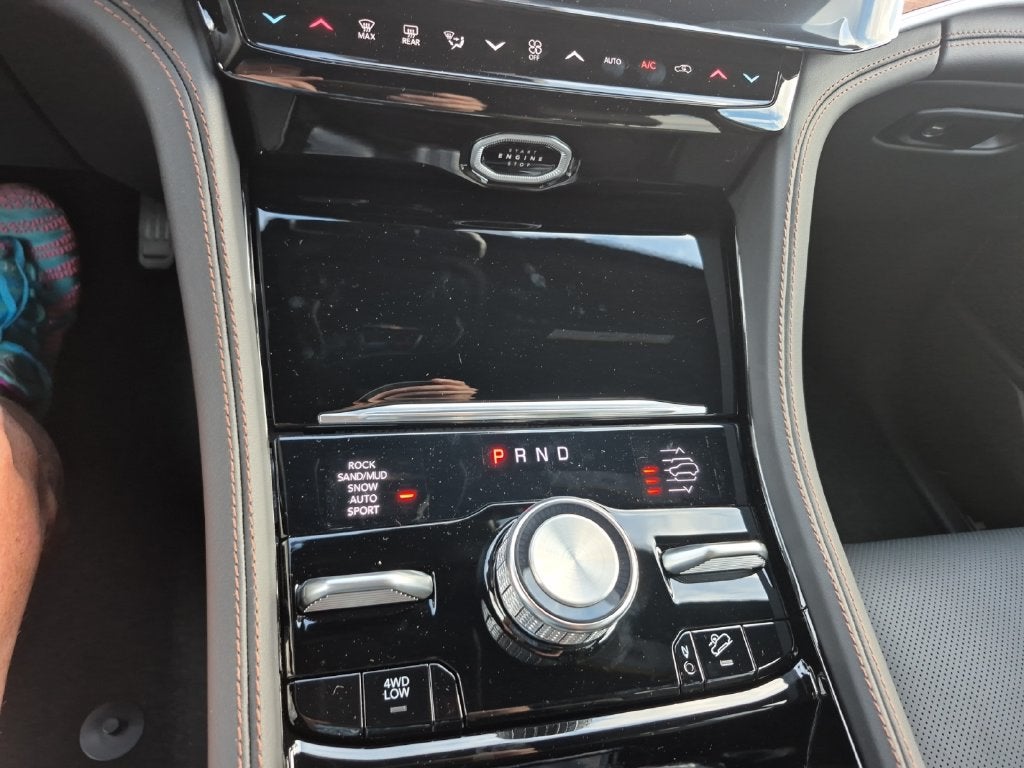 2027 Jeep Grand Cherokee GRAND CHEROKEE SUMMIT 4X4