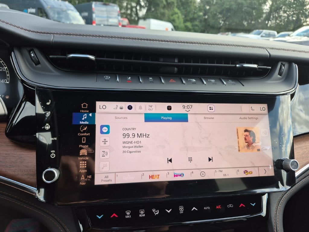 2027 Jeep Grand Cherokee GRAND CHEROKEE SUMMIT 4X4