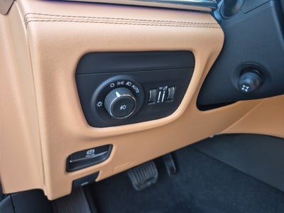 2027 Jeep Grand Cherokee GRAND CHEROKEE SUMMIT 4X4