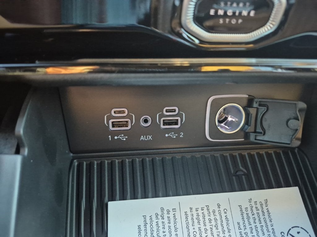 2027 Jeep Grand Cherokee GRAND CHEROKEE SUMMIT 4X4
