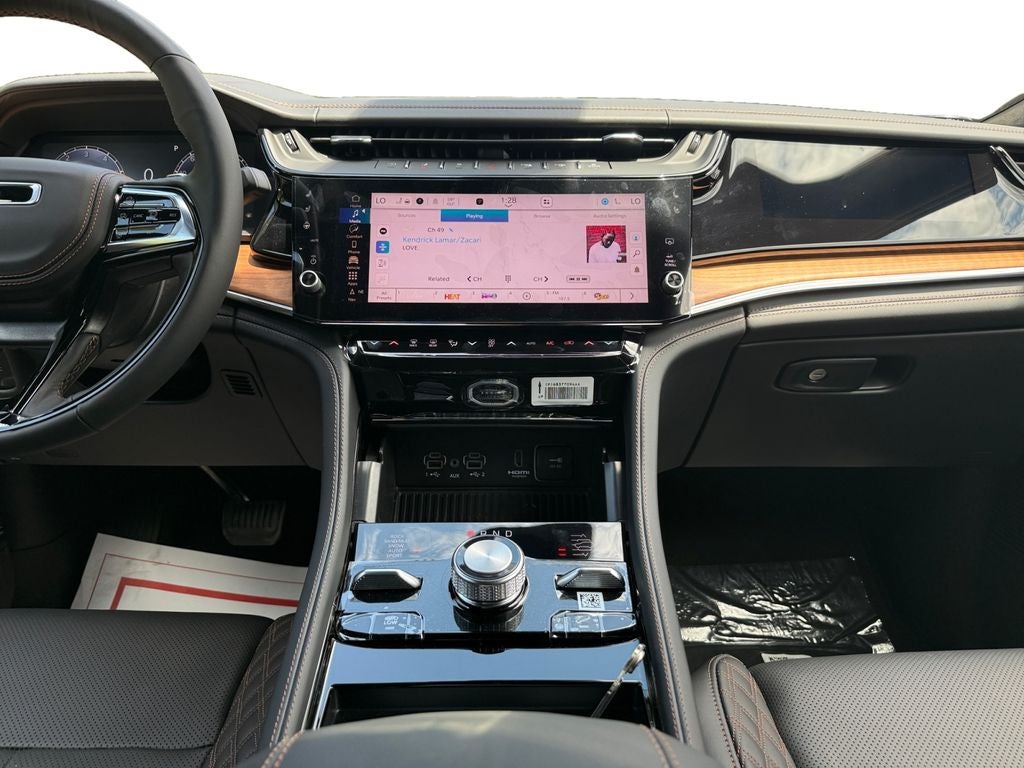 2026 Jeep Grand Cherokee GRAND CHEROKEE SUMMIT 4X4