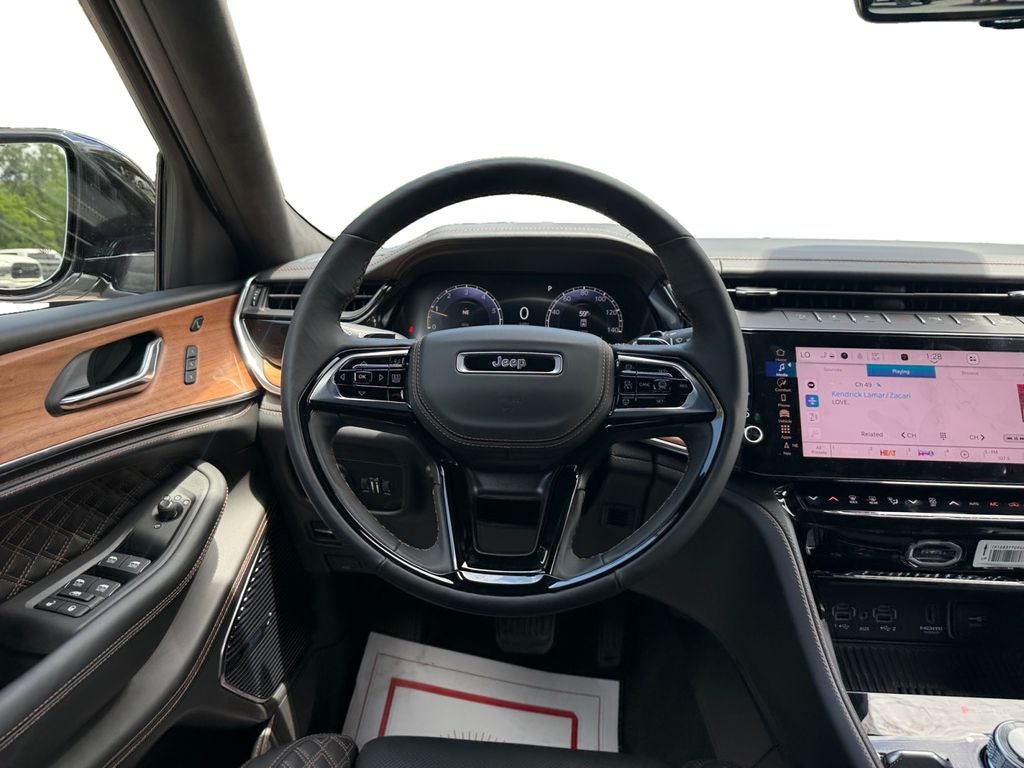 2026 Jeep Grand Cherokee GRAND CHEROKEE SUMMIT 4X4