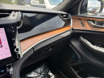 2026 Jeep Grand Cherokee GRAND CHEROKEE SUMMIT 4X4