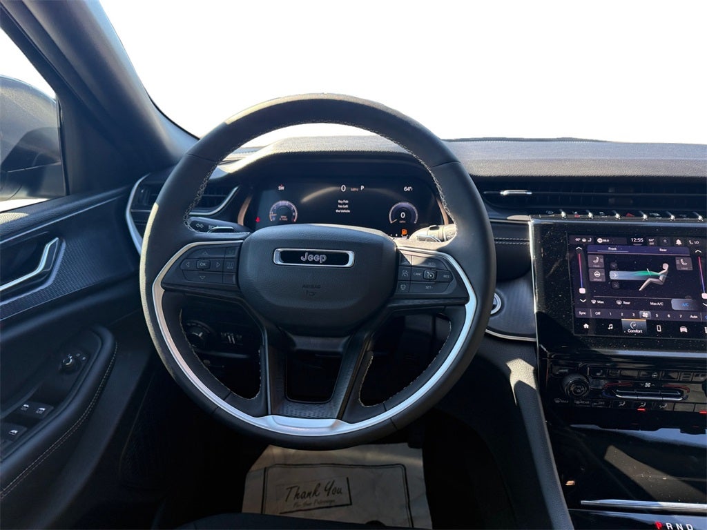 2025 Jeep Grand Cherokee GRAND CHEROKEE L LAREDO X 4X2