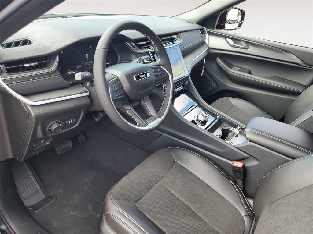 2025 Jeep Grand Cherokee GRAND CHEROKEE L ALTITUDE X 4X2