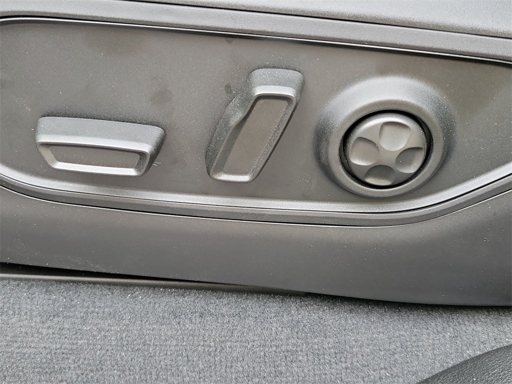 2025 Jeep Grand Cherokee GRAND CHEROKEE L ALTITUDE X 4X2