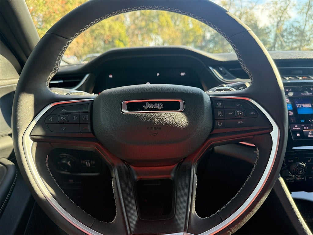 2025 Jeep Grand Cherokee GRAND CHEROKEE L LAREDO X 4X2