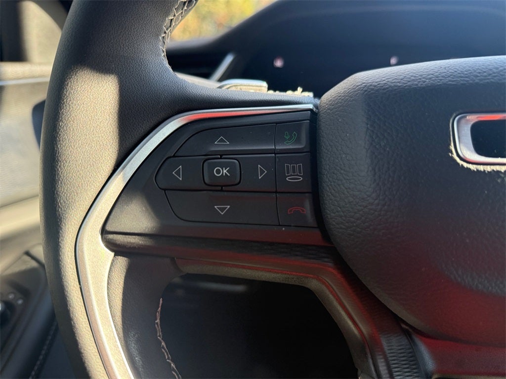 2025 Jeep Grand Cherokee GRAND CHEROKEE L LAREDO X 4X2