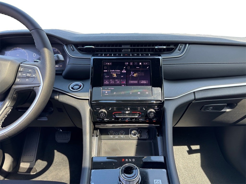 2025 Jeep Grand Cherokee GRAND CHEROKEE L LAREDO X 4X2