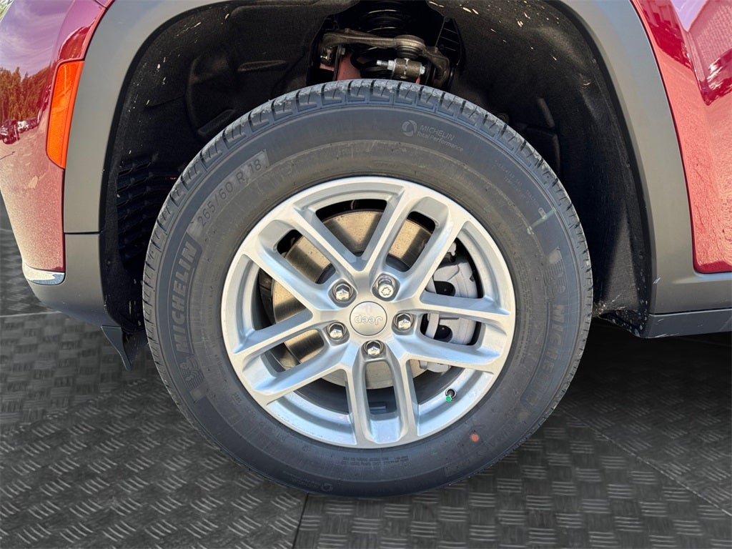 2025 Jeep Grand Cherokee GRAND CHEROKEE L LAREDO X 4X2