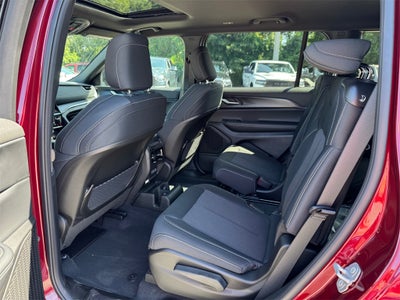 2025 Jeep Grand Cherokee GRAND CHEROKEE L LAREDO X 4X2