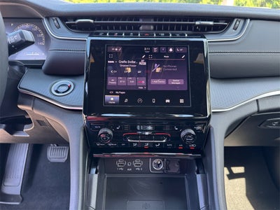 2025 Jeep Grand Cherokee GRAND CHEROKEE L LAREDO X 4X2