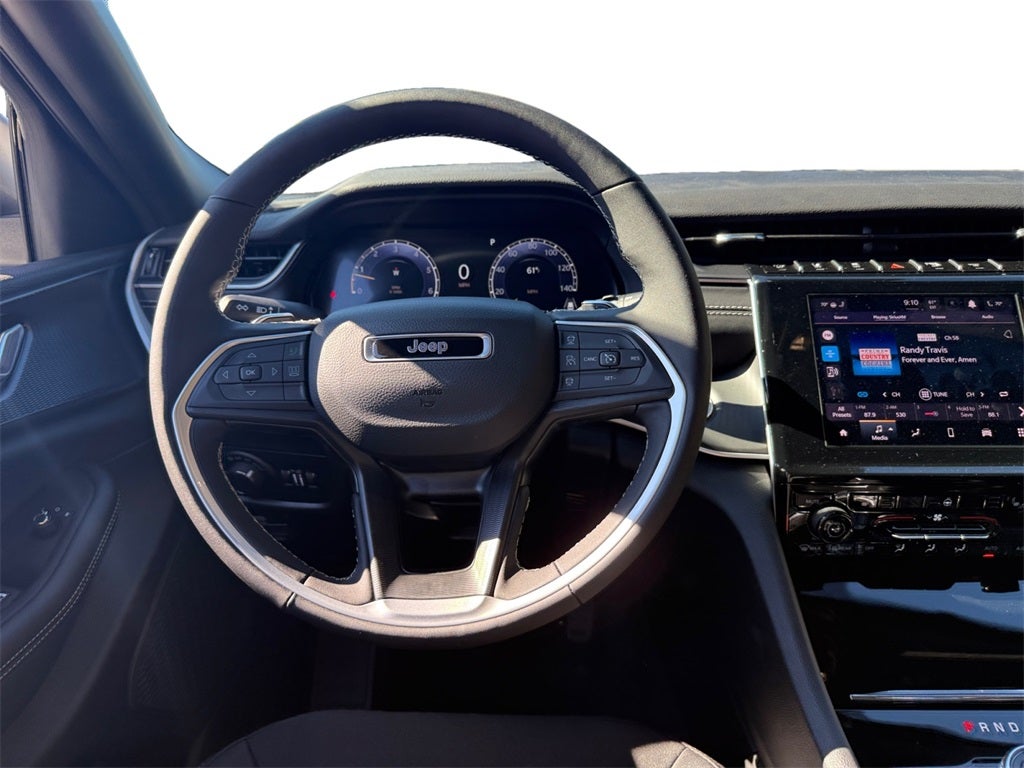 2025 Jeep Grand Cherokee GRAND CHEROKEE L LAREDO X 4X2