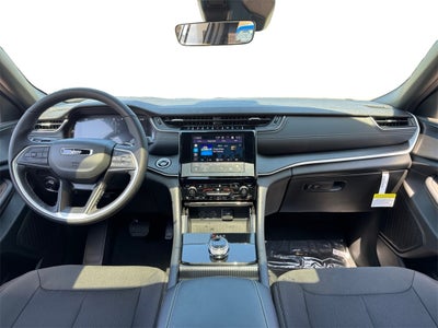 2025 Jeep Grand Cherokee GRAND CHEROKEE L LAREDO X 4X2