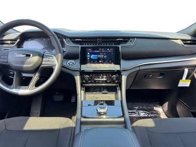 2025 Jeep Grand Cherokee GRAND CHEROKEE L LAREDO X 4X2