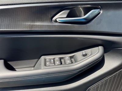 2025 Jeep Grand Cherokee GRAND CHEROKEE L LAREDO X 4X2