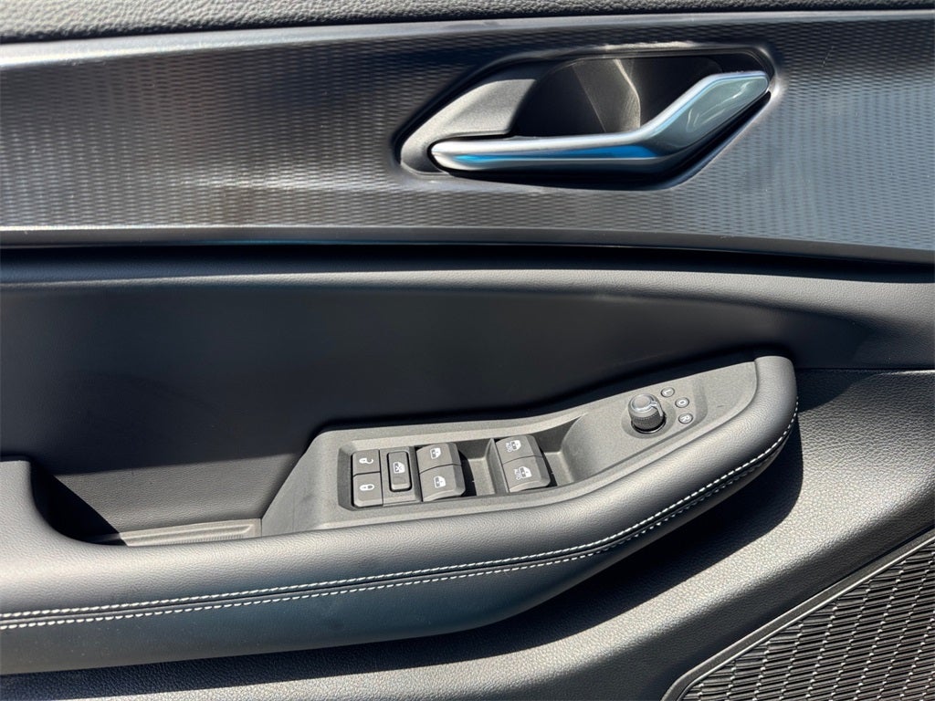 2025 Jeep Grand Cherokee GRAND CHEROKEE L LAREDO X 4X2