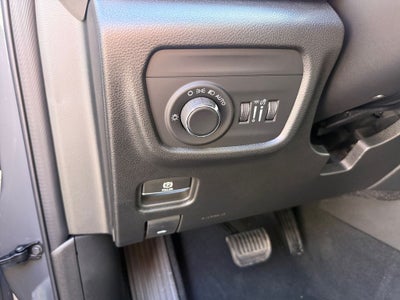2027 Jeep Grand Cherokee GRAND CHEROKEE L LAREDO ALTITUDE 4X2