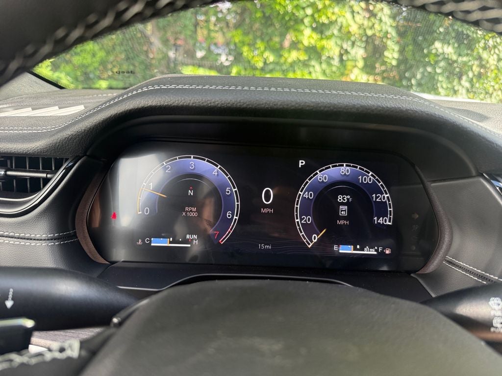 2027 Jeep Grand Cherokee GRAND CHEROKEE L LAREDO ALTITUDE 4X2