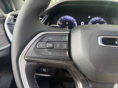 2027 Jeep Grand Cherokee GRAND CHEROKEE L LAREDO ALTITUDE 4X2