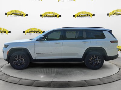 2027 Jeep Grand Cherokee GRAND CHEROKEE L LAREDO ALTITUDE 4X2