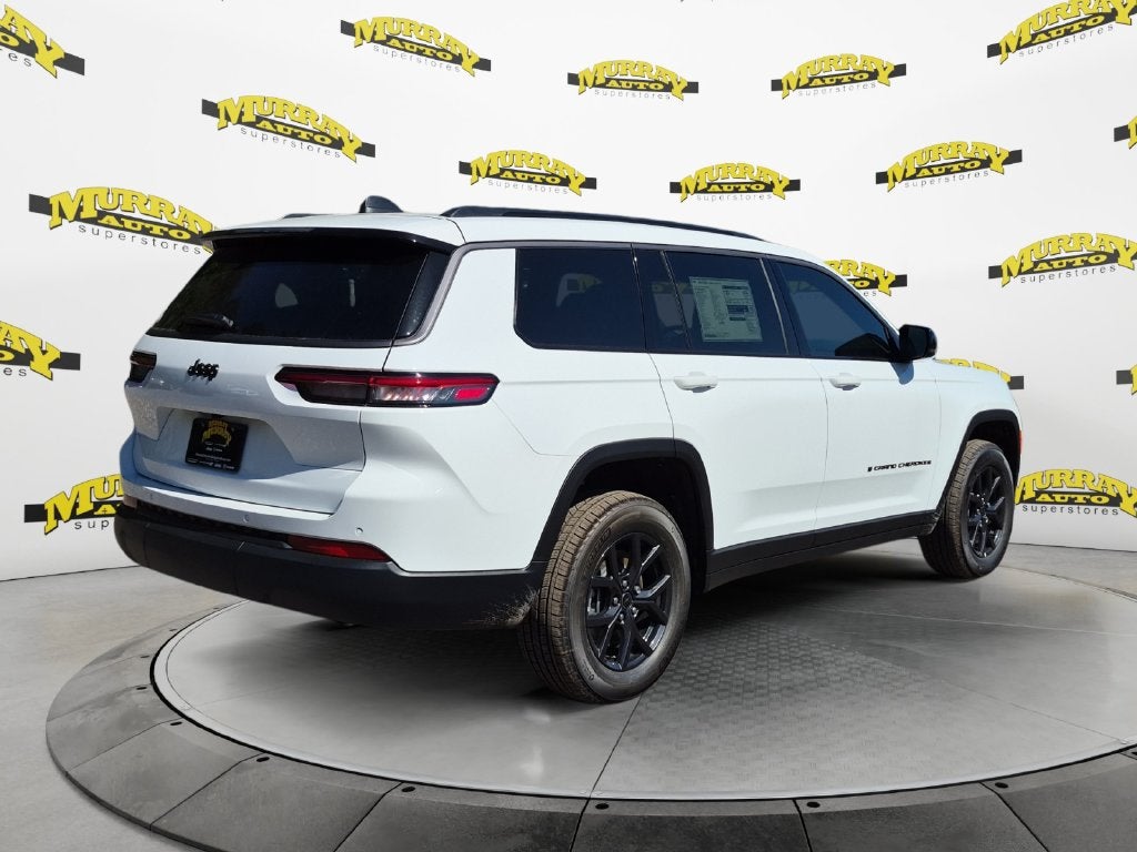 2027 Jeep Grand Cherokee GRAND CHEROKEE L LAREDO ALTITUDE 4X2