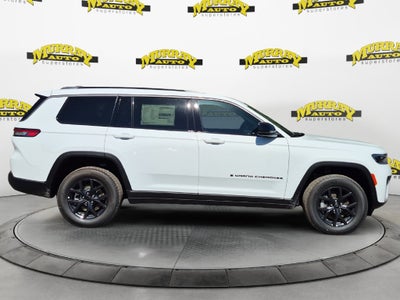 2027 Jeep Grand Cherokee GRAND CHEROKEE L LAREDO ALTITUDE 4X2