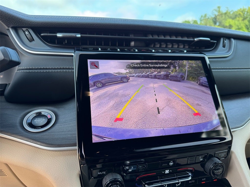 2025 Jeep Grand Cherokee GRAND CHEROKEE L LIMITED 4X2