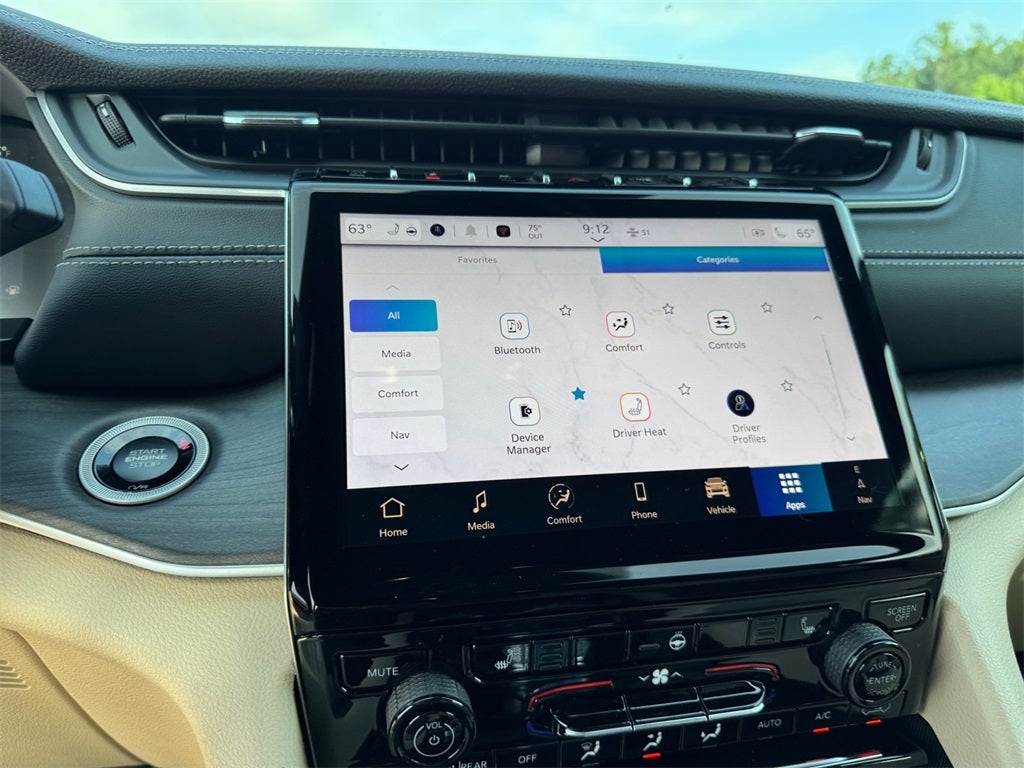 2025 Jeep Grand Cherokee GRAND CHEROKEE L LIMITED 4X2