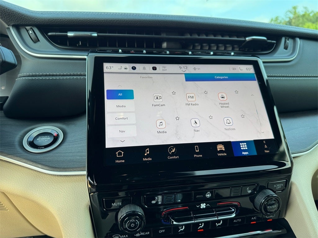 2025 Jeep Grand Cherokee GRAND CHEROKEE L LIMITED 4X2