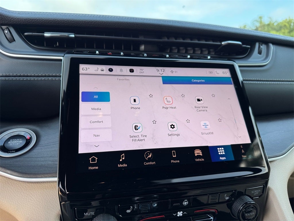 2025 Jeep Grand Cherokee GRAND CHEROKEE L LIMITED 4X2