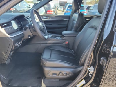 2025 Jeep Grand Cherokee GRAND CHEROKEE L LIMITED 4X2