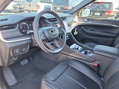 2025 Jeep Grand Cherokee GRAND CHEROKEE L LIMITED 4X2