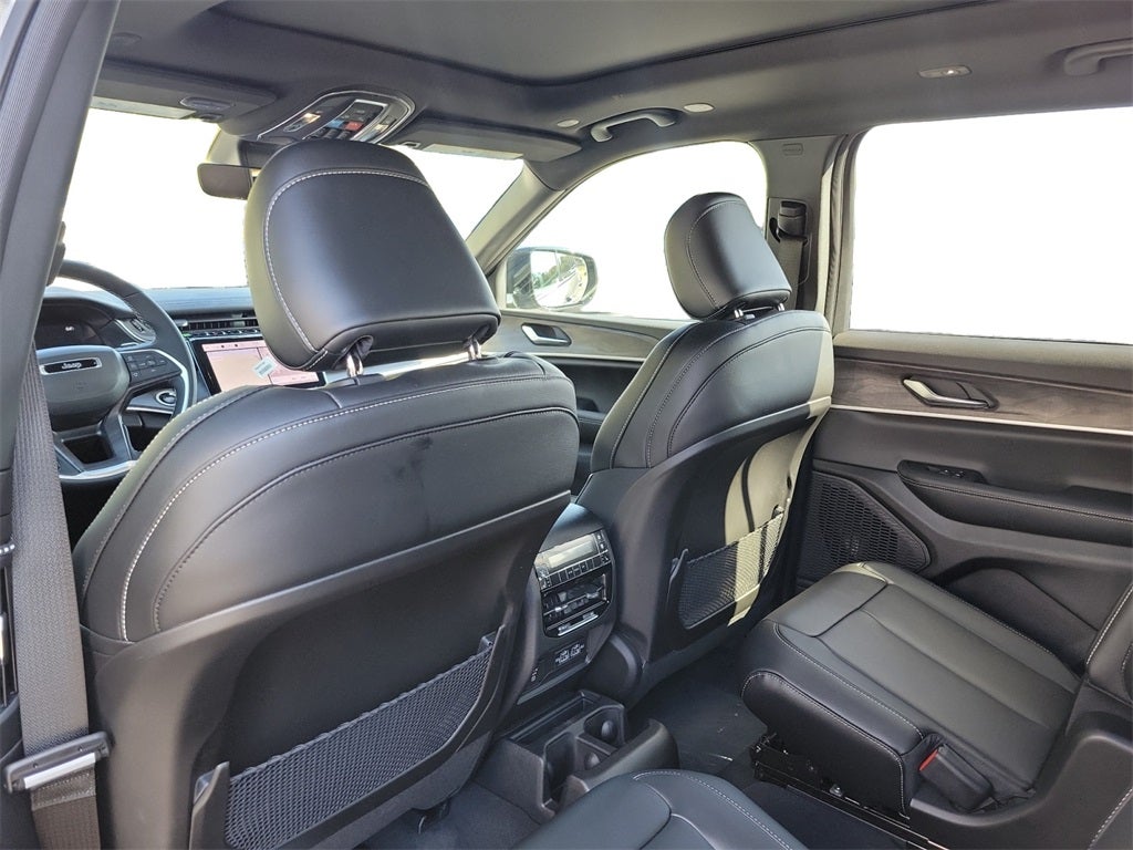 2025 Jeep Grand Cherokee GRAND CHEROKEE L LIMITED 4X2