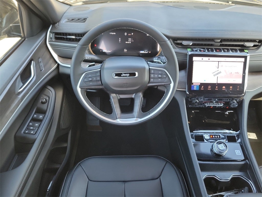 2025 Jeep Grand Cherokee GRAND CHEROKEE L LIMITED 4X2