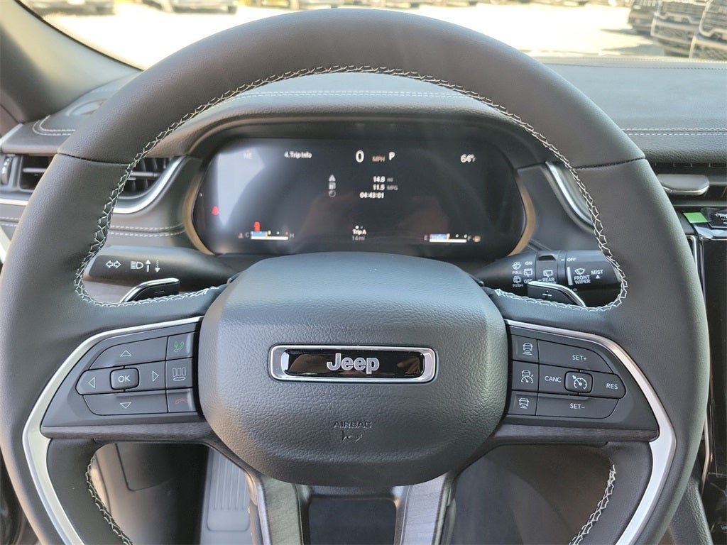 2025 Jeep Grand Cherokee GRAND CHEROKEE L LIMITED 4X2